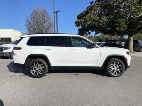 More photos of 2025 Jeep Grand Cherokee L Limited at Step One CDJR Fiat Fort Walton Beach, FL