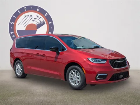 Photos of 2026 Chrysler Pacifica Select for sale in Fort Walton Beach, FL at Step One CDJR Fiat Fort Walton Beach