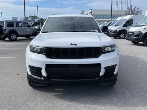 More photos of 2025 Jeep Grand Cherokee L Altitude X at Step One CDJR Fiat Fort Walton Beach, FL