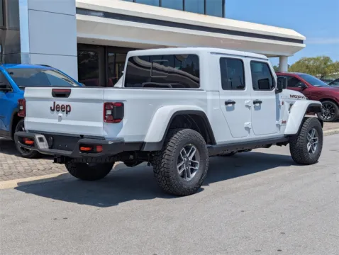 More photos of 2025 Jeep Gladiator Mojave at Step One CDJR Fiat Fort Walton Beach, FL