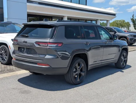 More photos of 2025 Jeep Grand Cherokee L Altitude X at Step One CDJR Fiat Fort Walton Beach, FL