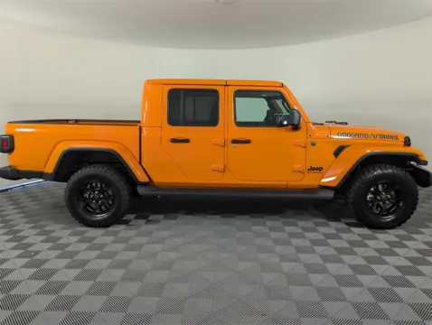More photos of 2025 Jeep Gladiator Sport at Step One CDJR Fiat Fort Walton Beach, FL