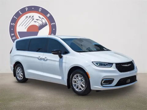 Photos of 2026 Chrysler Pacifica Select for sale in Fort Walton Beach, FL at Step One CDJR Fiat Fort Walton Beach