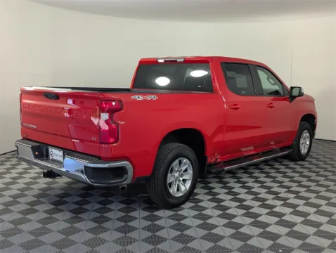 More photos of 2023 Chevrolet Silverado 1500 LT at Step One CDJR Fiat Fort Walton Beach, FL