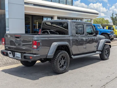 More photos of 2025 Jeep Gladiator at Step One CDJR Fiat Fort Walton Beach, FL