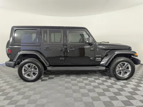 More photos of 2022 Jeep Wrangler Unlimited Sahara at Step One CDJR Fiat Fort Walton Beach, FL