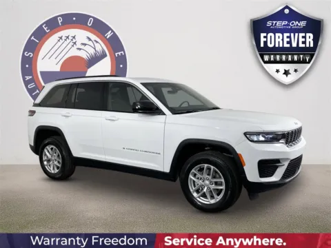White 2025 Jeep Grand Cherokee Laredo for sale in Fort Walton Beach, FL