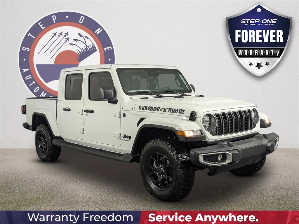White 2025 Jeep Gladiator High Tide for sale in Fort Walton Beach, FL