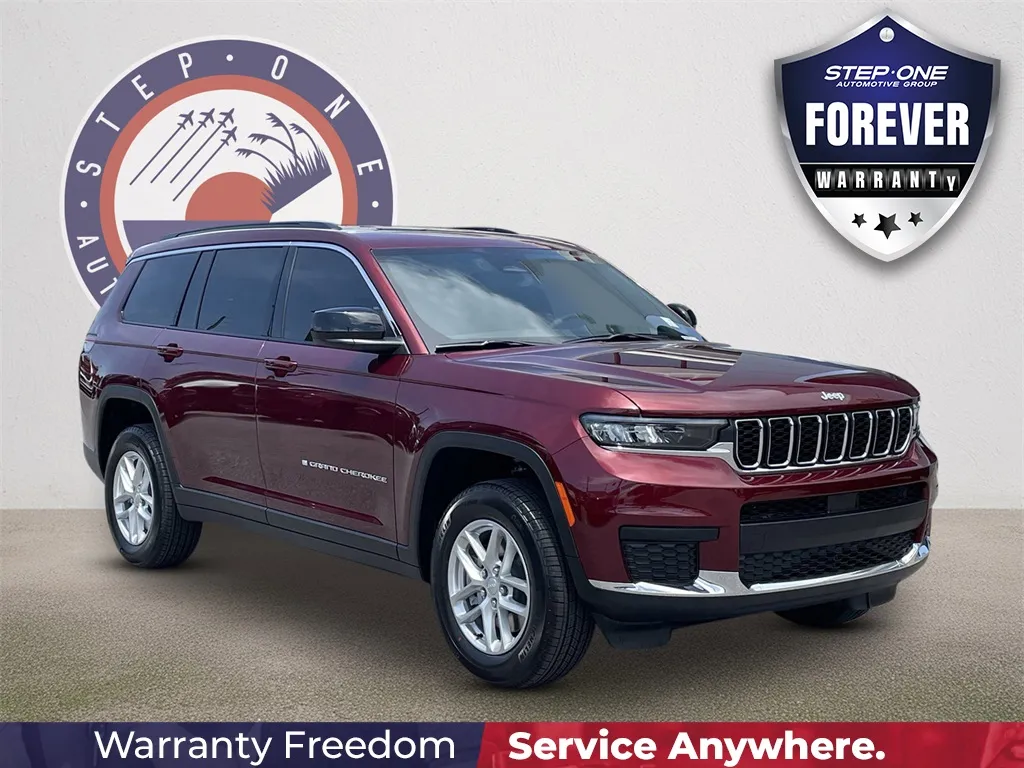 2025 Jeep Grand Cherokee L Laredo for sale in Fort Walton Beach, FL