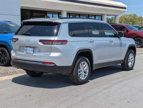 More photos of 2025 Jeep Grand Cherokee L Laredo at Step One CDJR Fiat Fort Walton Beach, FL