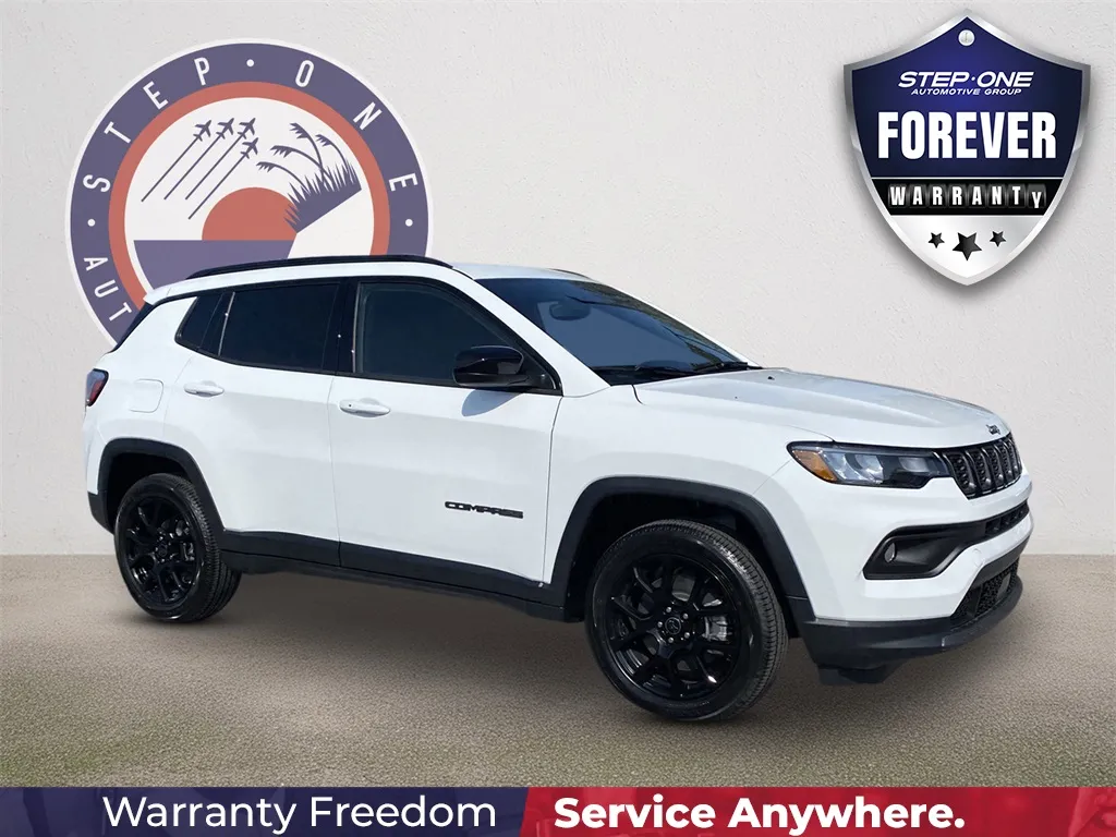 White 2025 Jeep Compass Latitude for sale in Fort Walton Beach, FL