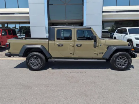 More photos of 2025 Jeep Gladiator Sport at Step One CDJR Fiat Fort Walton Beach, FL