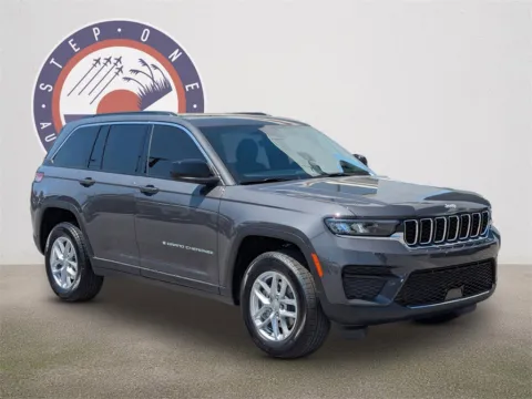 Photos of 2025 Jeep Grand Cherokee for sale in Fort Walton Beach, FL at Step One CDJR Fiat Fort Walton Beach