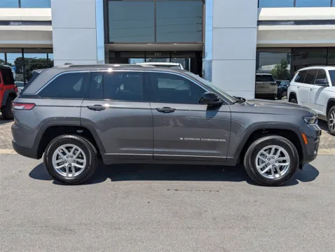 More photos of 2025 Jeep Grand Cherokee at Step One CDJR Fiat Fort Walton Beach, FL