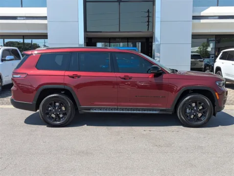 More photos of 2025 Jeep Grand Cherokee L Altitude X at Step One CDJR Fiat Fort Walton Beach, FL