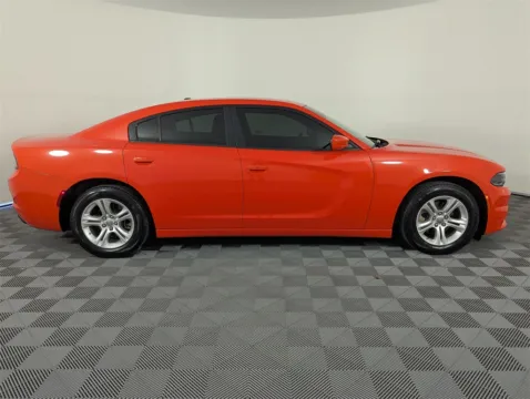 More photos of 2022 Dodge Charger SXT at Step One CDJR Fiat Fort Walton Beach, FL