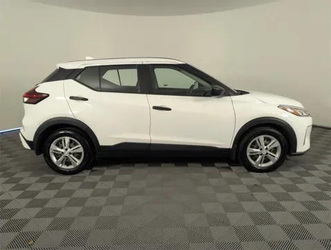 More photos of 2022 Nissan Kicks S at Step One CDJR Fiat Fort Walton Beach, FL