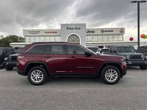 More photos of 2025 Jeep Grand Cherokee Laredo X at Step One CDJR Fiat Fort Walton Beach, FL