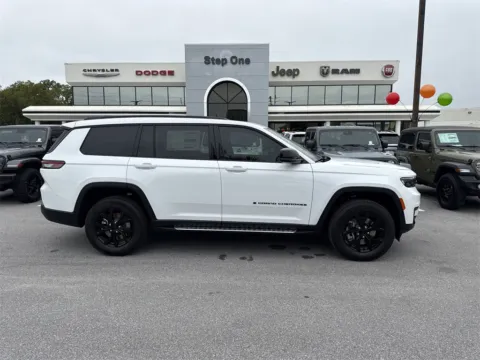 More photos of 2025 Jeep Grand Cherokee L Altitude X at Step One CDJR Fiat Fort Walton Beach, FL