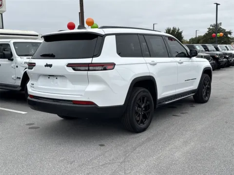 More photos of 2025 Jeep Grand Cherokee L Altitude X at Step One CDJR Fiat Fort Walton Beach, FL