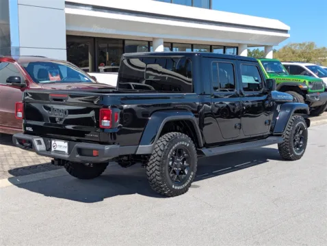 More photos of 2025 Jeep Gladiator at Step One CDJR Fiat Fort Walton Beach, FL