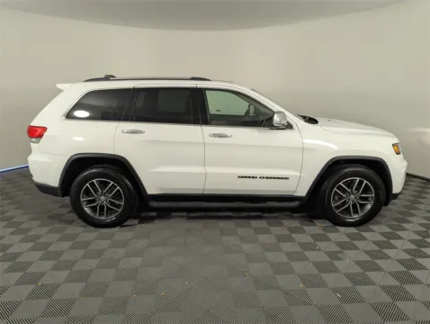 More photos of 2017 Jeep Grand Cherokee Limited at Step One CDJR Fiat Fort Walton Beach, FL