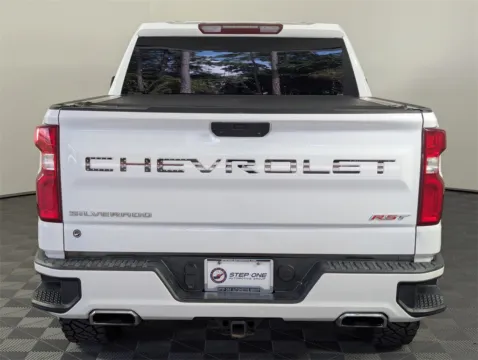 More photos of 2019 Chevrolet Silverado 1500 RST at Step One CDJR Fiat Fort Walton Beach, FL
