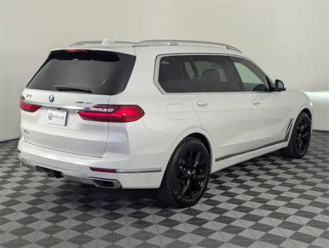 More photos of 2021 BMW X7 xDrive40i at Step One CDJR Fiat Fort Walton Beach, FL