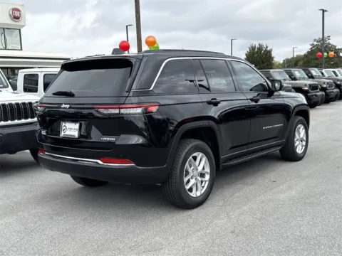 More photos of 2025 Jeep Grand Cherokee Laredo X at Step One CDJR Fiat Fort Walton Beach, FL