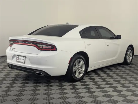 More photos of 2019 Dodge Charger SXT at Step One CDJR Fiat Fort Walton Beach, FL