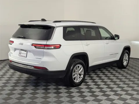 More photos of 2023 Jeep Grand Cherokee L Laredo at Step One CDJR Fiat Fort Walton Beach, FL