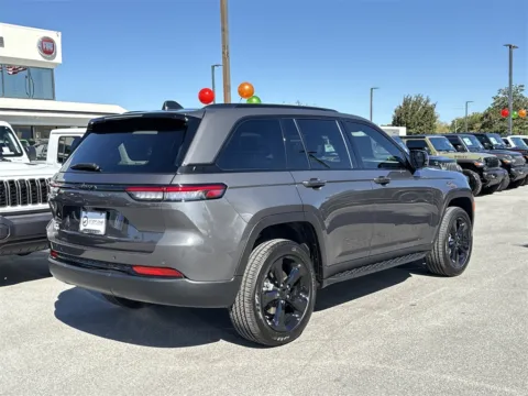 More photos of 2025 Jeep Grand Cherokee at Step One CDJR Fiat Fort Walton Beach, FL