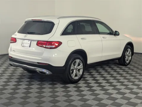 More photos of 2018 Mercedes-Benz GLC 300 at Step One CDJR Fiat Fort Walton Beach, FL