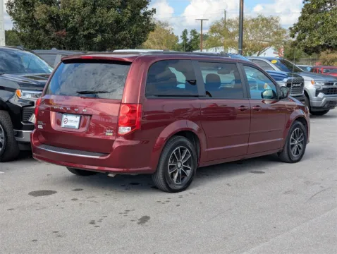 More photos of 2017 Dodge Grand Caravan GT at Step One CDJR Fiat Fort Walton Beach, FL
