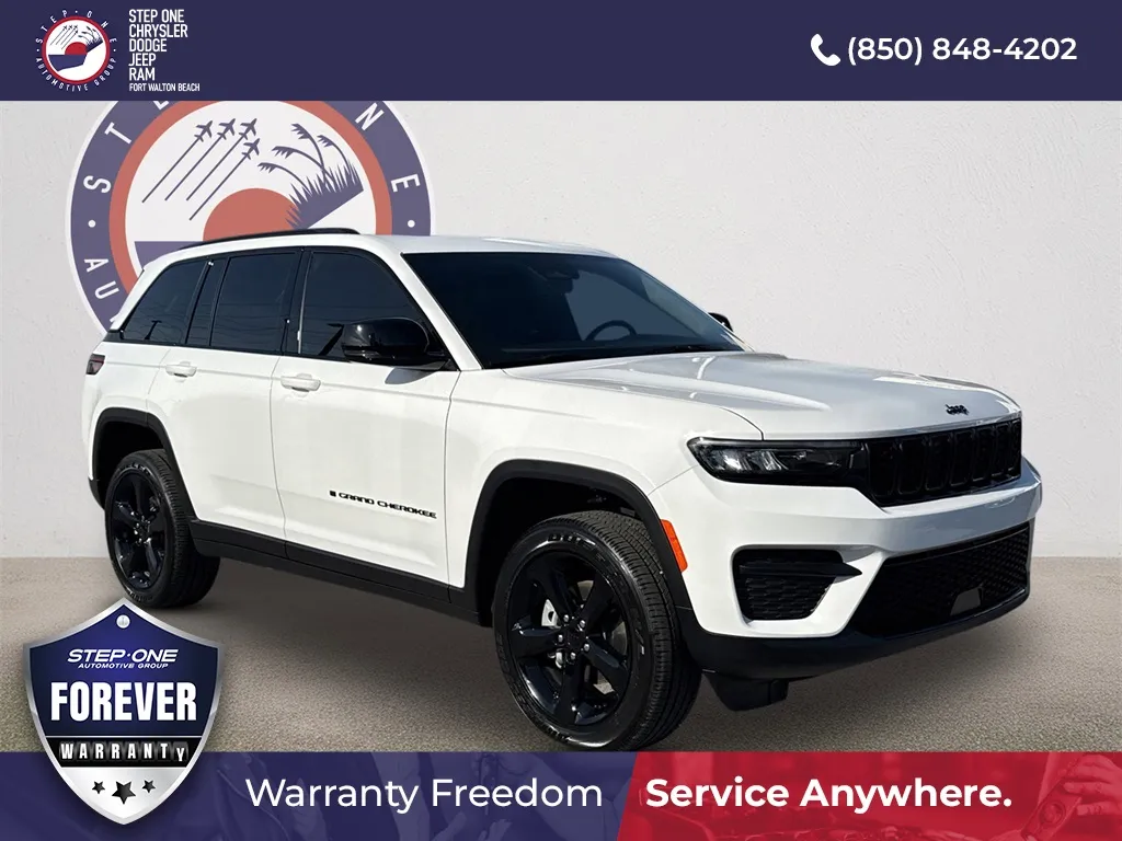 White 2025 Jeep Grand Cherokee Altitude X for sale in Fort Walton Beach, FL