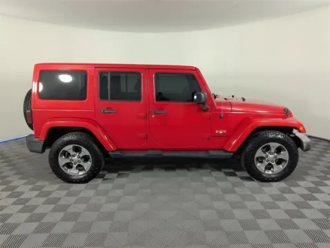 More photos of 2016 Jeep Wrangler Unlimited Sahara at Step One CDJR Fiat Fort Walton Beach, FL