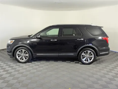 More photos of 2019 Ford Explorer Limited at Step One CDJR Fiat Fort Walton Beach, FL