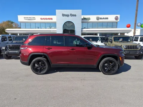 More photos of 2025 Jeep Grand Cherokee Altitude X at Step One CDJR Fiat Fort Walton Beach, FL