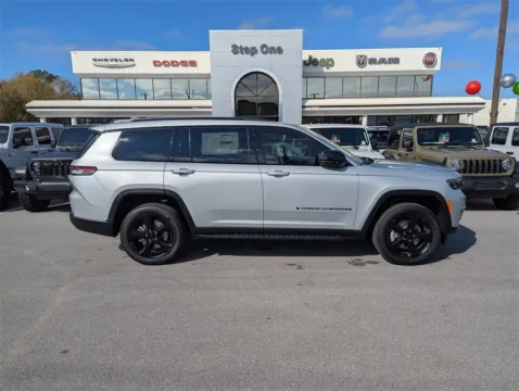 More photos of 2025 Jeep Grand Cherokee L Altitude X at Step One CDJR Fiat Fort Walton Beach, FL
