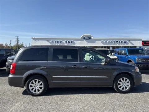 More photos of 2016 Chrysler Town & Country Touring at Step One Ford Crestview, FL