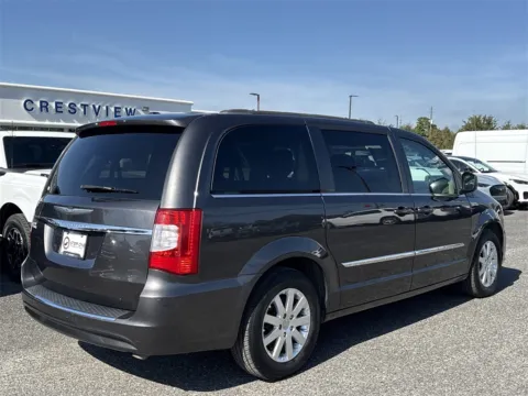 More photos of 2016 Chrysler Town & Country Touring at Step One Ford Crestview, FL