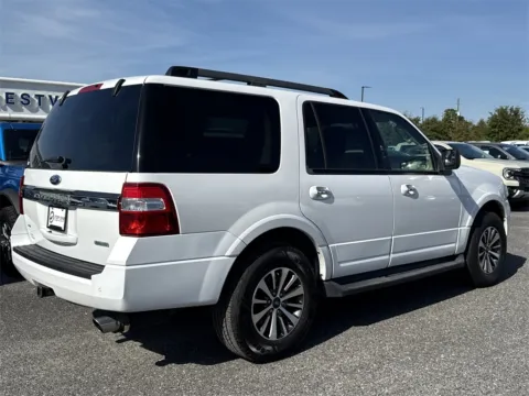 More photos of 2016 Ford Expedition XLT at Step One Ford Crestview, FL