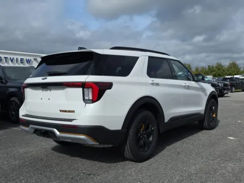 More photos of 2026 Ford Explorer Tremor at Step One Ford Crestview, FL