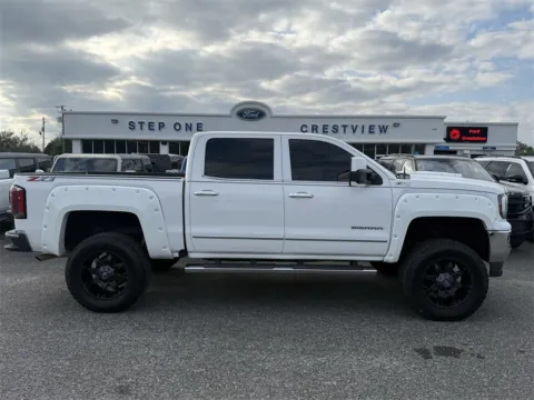More photos of 2018 GMC Sierra 1500 SLT at Step One Ford Crestview, FL