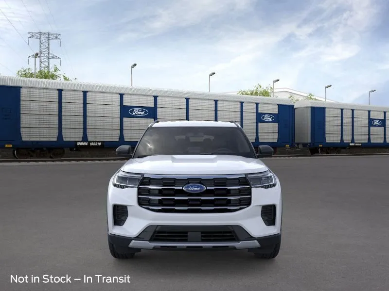2026 Ford Explorer photo 3