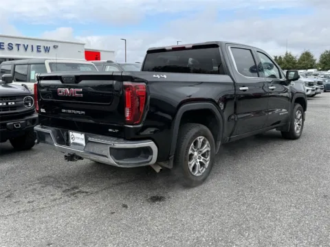 More photos of 2024 GMC Sierra 1500 SLT at Step One Ford Crestview, FL