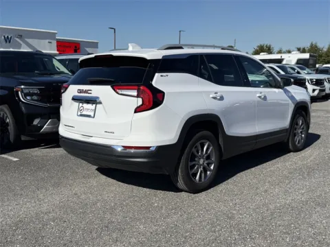 More photos of 2024 GMC Terrain SLT at Step One Ford Crestview, FL