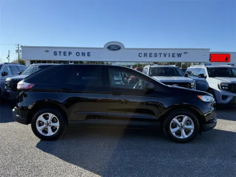 More photos of 2024 Ford Edge SE at Step One Ford Crestview, FL