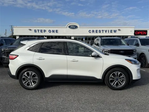 More photos of 2022 Ford Escape SEL at Step One Ford Crestview, FL
