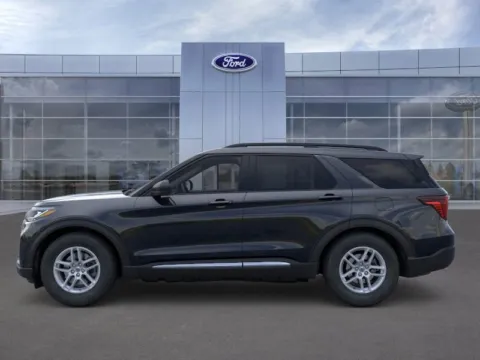 More photos of 2025 Ford Explorer Active at Step One Ford Crestview, FL